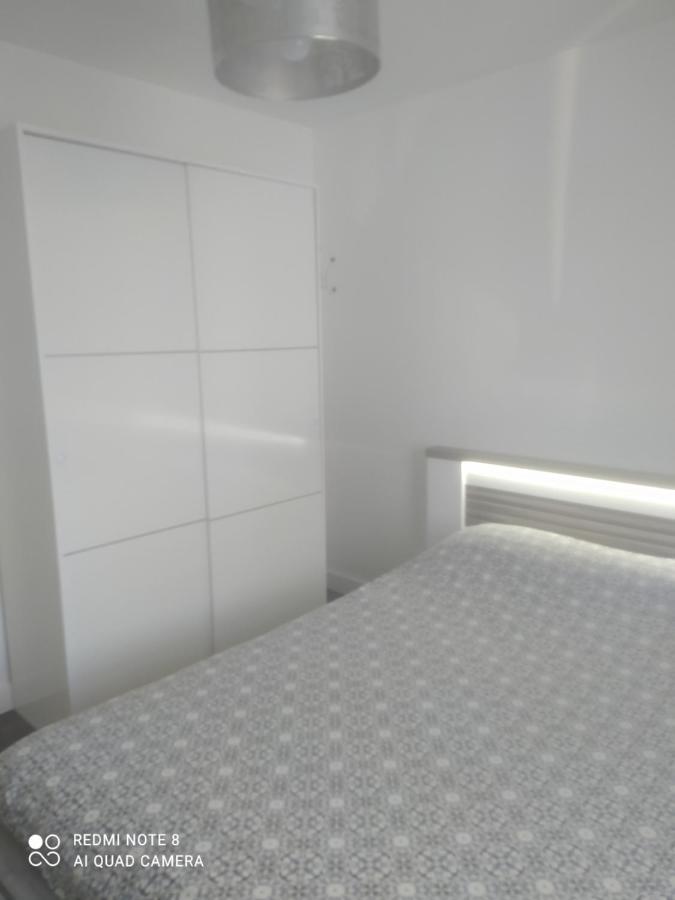 Chambre D'Hotes Chez Sandrine Guîtres 外观 照片